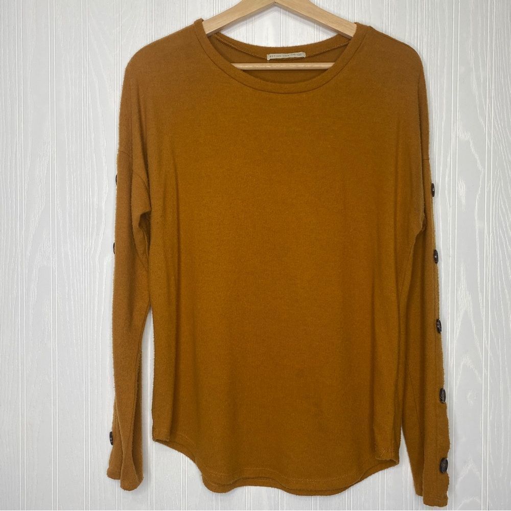 Active USA Orange Long Sleeve Sweater with Buttons Size Large